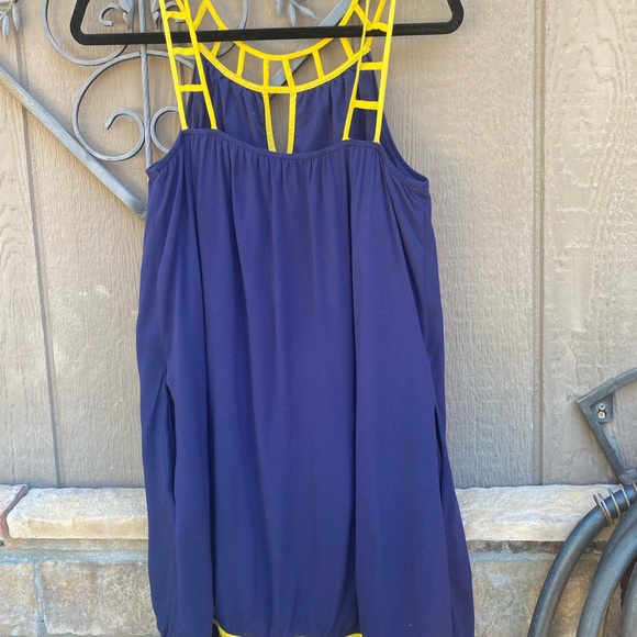 Navy dress with yellow ladder cut out details-pockets!see details for sizing - Picture 4 of 5